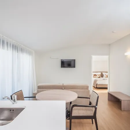 Essence Marianos Отель 4*