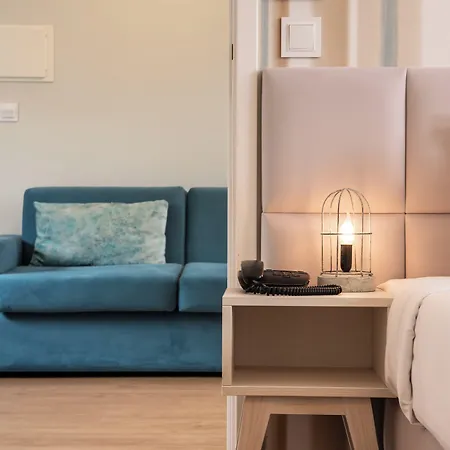 Essence Marianos 4* Фатіма