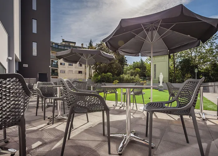 Essence Marianos 4* Fátima